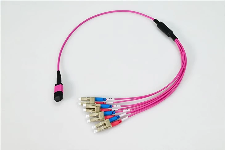 پچ سیم فیبر نوری LC به MPO 8 Core 3.0mm OM4